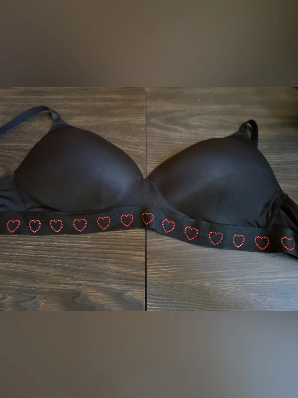 Victoria's Secret Black Bra with Red rhinestone Heart Trim 38DD